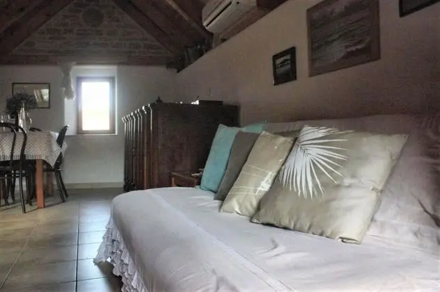 Stüdyo (Draga - traditional & in center - SA1)