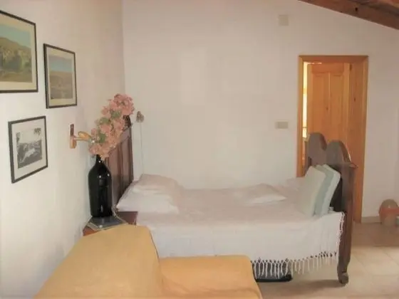 Stüdyo (Draga - traditional & in center - SA2)