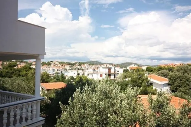 Apart Daire (Dragan  - close to the sea & center -)