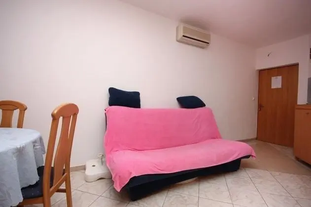 Apart Daire (Dragan  - close to the sea & center -)