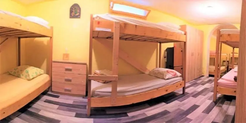 Shared dormitory, 4 beds (for women only)