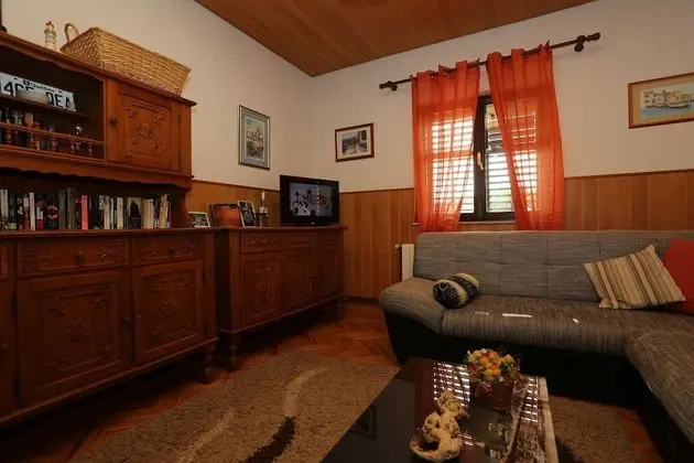 Apart Daire (Dragi - 250 m from the beach - A1(6))