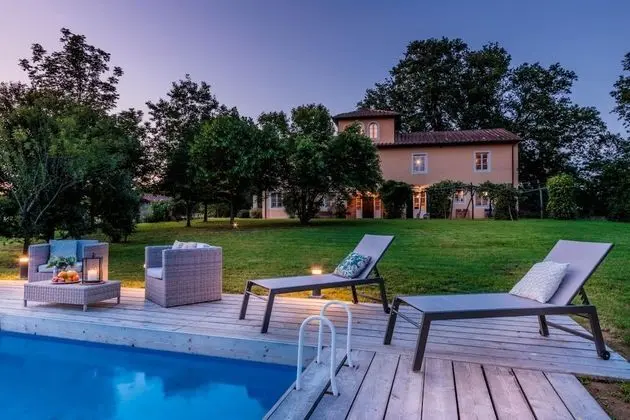 Villa