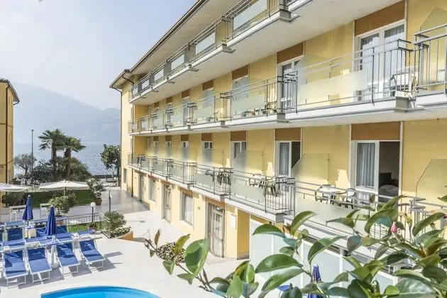 Tek Büyük Yataklı Oda, Balkon