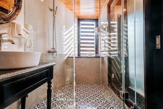 Superior Tek Büyük veya İki Ayrı Yataklı Oda, Balkon
