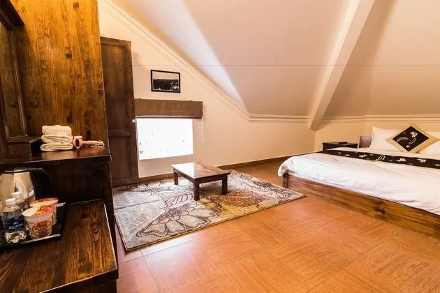 Deluxe Üç Kişilik Oda, Sigara İçilmez