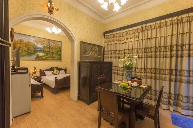 Deluxe Oda, 1 Çift Kişilik Yatak, Balkon, Bahçe Manzaralı