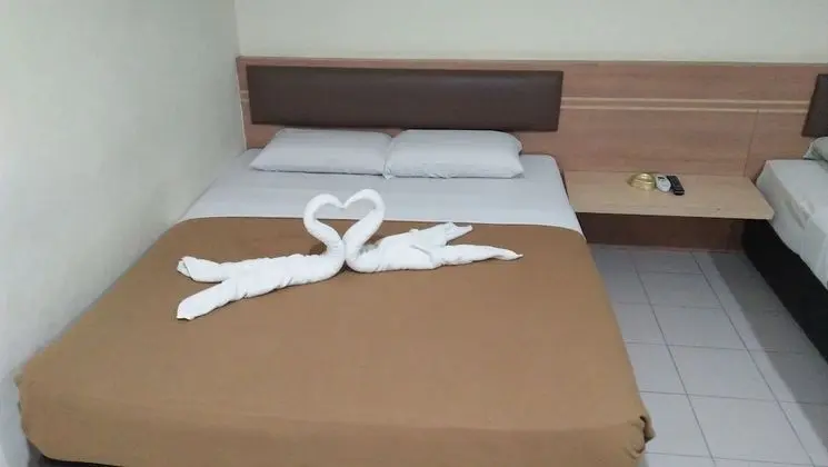 Standard Tek Büyük Yataklı Oda