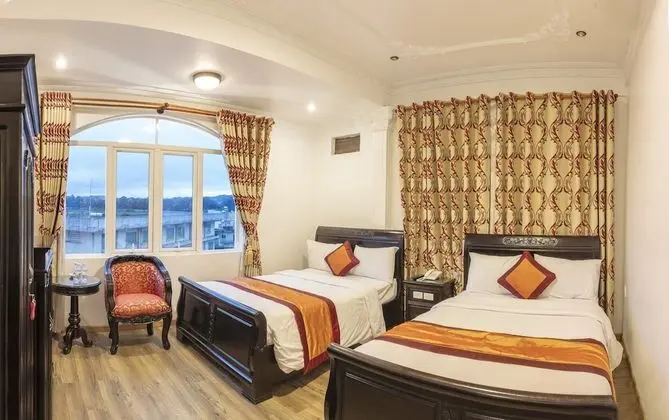Deluxe Tek Büyük veya İki Ayrı Yataklı Oda, Şehir Manzaralı