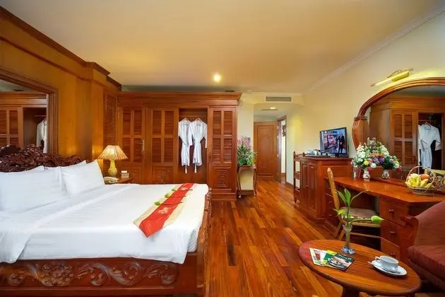 Family Süit, Havuz Manzaralı (Dragon)