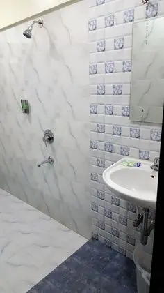 Deluxe Tek Büyük Yataklı Oda, 1 Çift Kişilik Yatak, Sigara İçilebilir, Şehir Manzaralı
