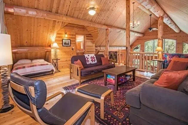 Ev, Birden Çok Yatak (Dragonfly Cabin)