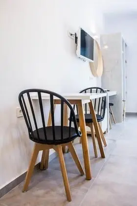 Stüdyo, Bahçe Manzaralı