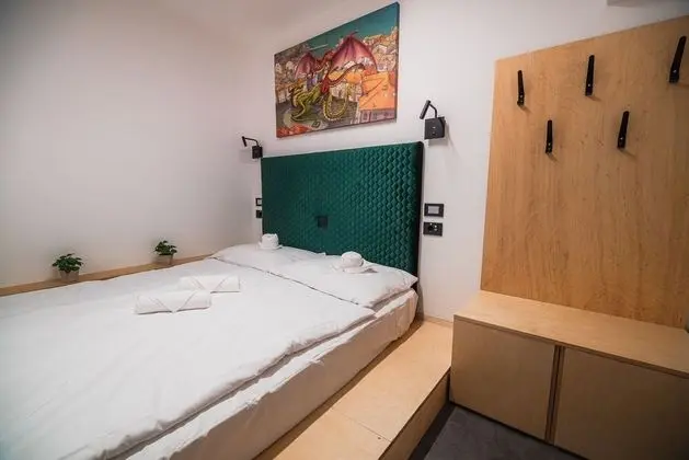 Tek Büyük Yataklı Oda (Deluxe Double Room)