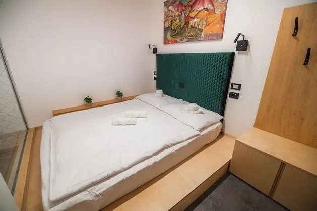 Tek Büyük Yataklı Oda (Deluxe Double Room)