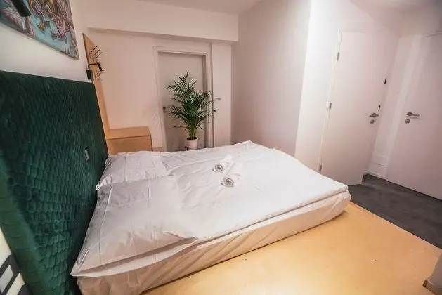 Tek Büyük Yataklı Oda (Deluxe Double room with hot tub)