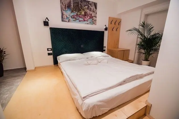 Tek Büyük Yataklı Oda (Deluxe Double room with hot tub)