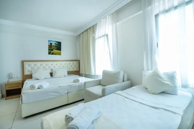 https://images.etstur.com/imgproxy/resize/2560x1440/files/images/hotelImages/etsrooms/516646/Dragut_Point_North_Hotel_20241115174155_7.JPG
