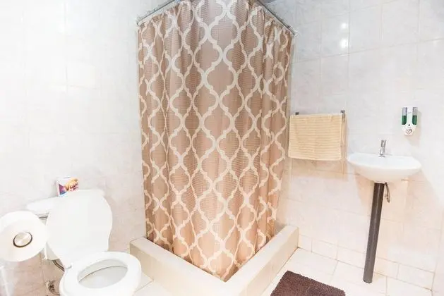 Basic Dört Kişilik Oda, 1 Yatak Odası, Ortak Banyo