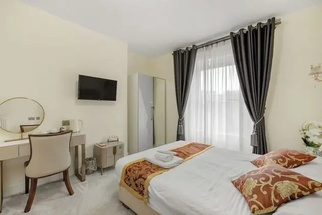 Deluxe Tek Büyük Yataklı Oda