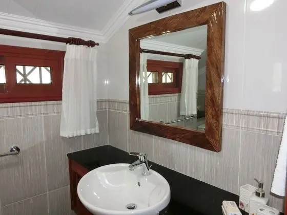 Apart Daire, 2 Yatak Odası, Deniz Manzaralı