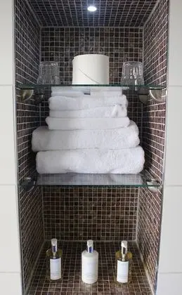 Luxury Tek Büyük Yataklı Oda, 1 En Büyük (King) Boy Yatak, Küvet, Deniz Manzaralı