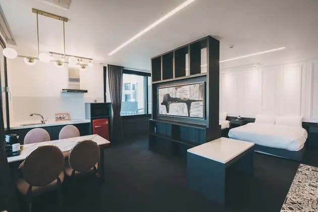 Panorama Pool Suite Room