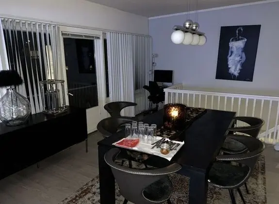 Comfort Apart Daire, 1 Yatak Odası, Küçük Mutfak, Ek Bina