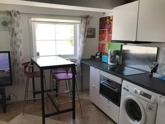 Comfort Apart Daire, 1 Yatak Odası, Küçük Mutfak, Ek Bina