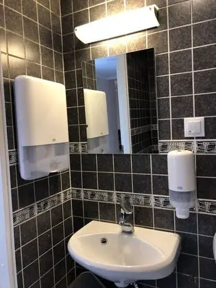 Ortak Ranzalı Oda, Karma Ranzalı Oda, Şehir Manzaralı (8 beds)