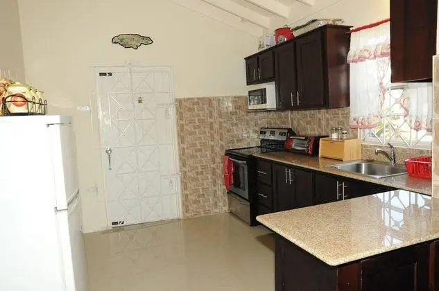 Family Villa, Sigara İçilmez