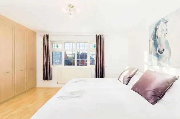 Ev, Özel Banyo (4 BED  NEC/BHX/Snowdome)