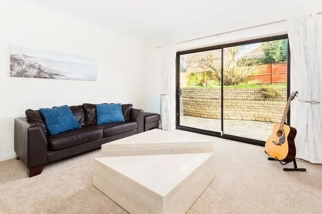 Ev, Özel Banyo (4 BED  NEC/BHX/Snowdome)