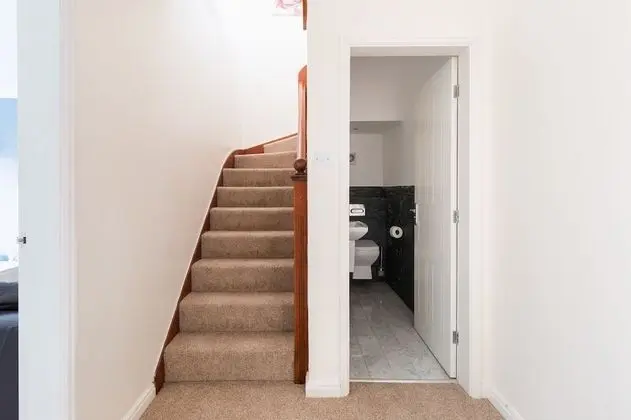 Ev, Özel Banyo (4 BED  NEC/BHX/Snowdome)