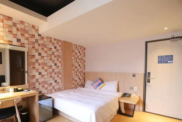 Standard Tek Büyük Yataklı Oda, 1 Çift Kişilik Yatak, Sigara İçilmez, Balkon