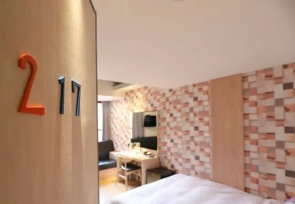Standard Tek Büyük Yataklı Oda, 1 Çift Kişilik Yatak, Sigara İçilmez, Balkon