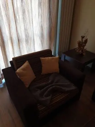 Apart Daire, 1 Büyük (Queen) Boy Yatak ve Çekyat