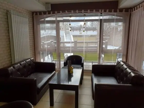 Apart Daire, 1 Büyük (Queen) Boy Yatak ve Çekyat