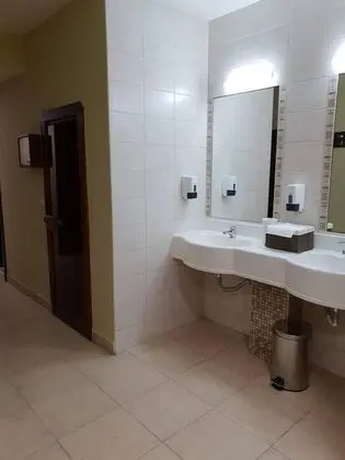 Apart Daire, 1 Büyük (Queen) Boy Yatak ve Çekyat