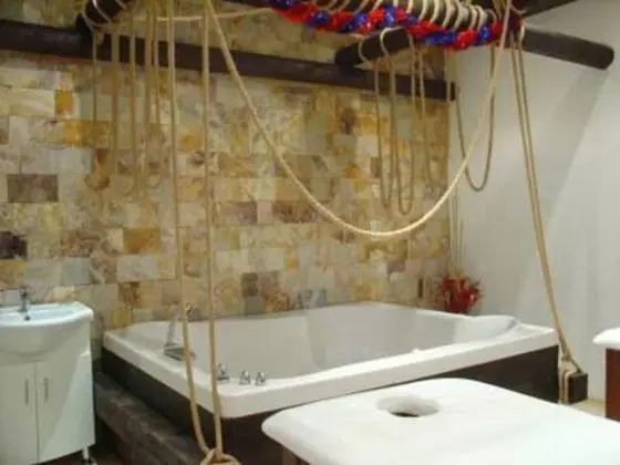 Apart Daire, 1 Büyük (Queen) Boy Yatak ve Çekyat