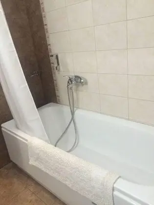 Apart Daire, 1 Büyük (Queen) Boy Yatak ve Çekyat