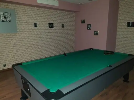 Apart Daire, 1 Büyük (Queen) Boy Yatak ve Çekyat