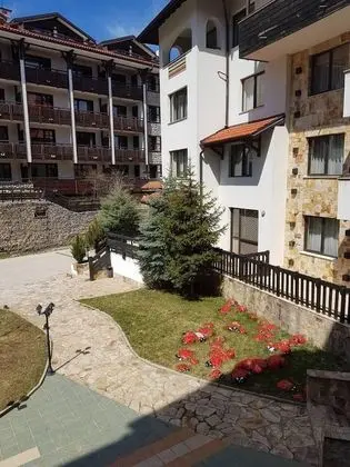 Apart Daire, 1 Büyük (Queen) Boy Yatak ve Çekyat