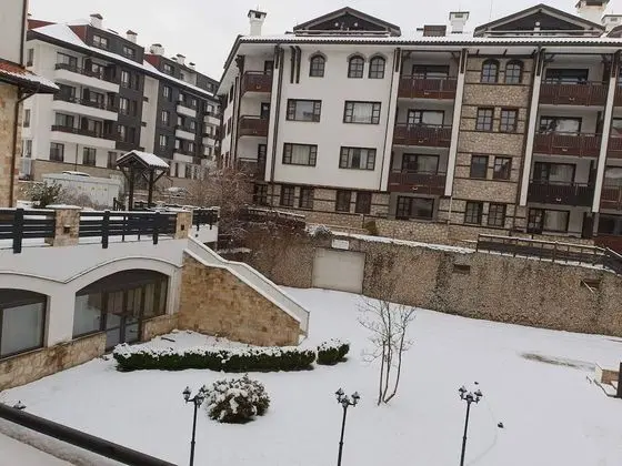 Apart Daire, 1 Büyük (Queen) Boy Yatak ve Çekyat