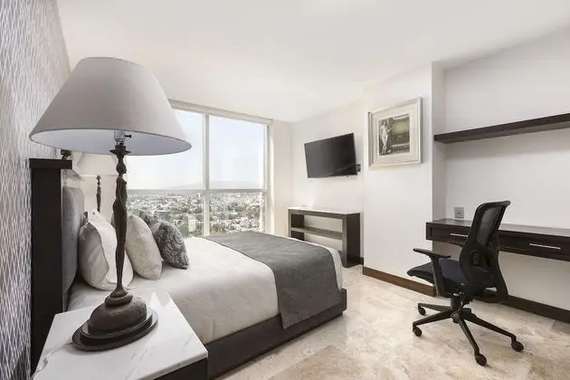 Gallery Apartment 16th Floor