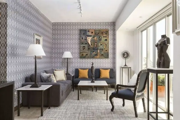 Gallery Apartment 16th Floor