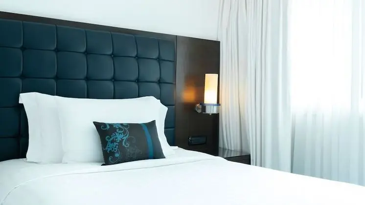Bronze Queen 27 sqm