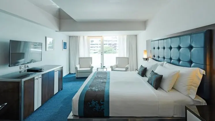 Gold King Room 32sqm