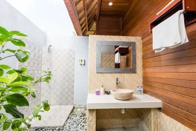 Deluxe Kır Evi, Havuz Manzaralı