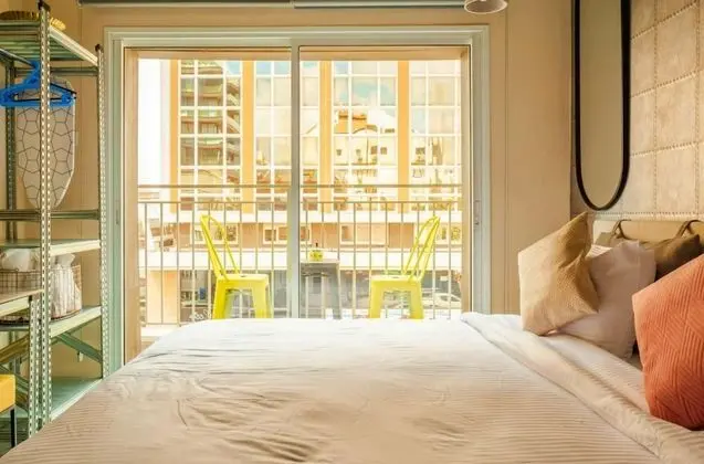 Deluxe Tek Büyük Yataklı Oda, Balkon